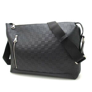 Louis Vuitton Damier Infini Black Discovery Messenger Black